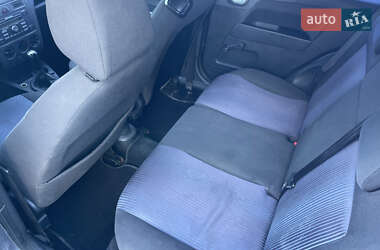 Хэтчбек Ford Fusion 2008 в 