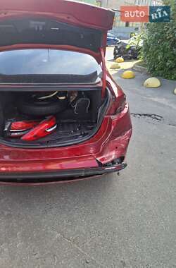 Седан Ford Fusion 2016 в 