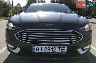 Седан Ford Fusion 2016 в 