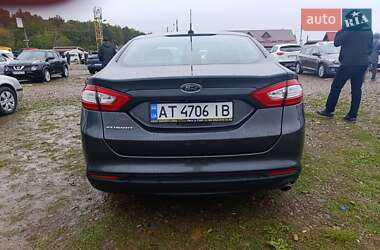 Седан Ford Fusion 2014 в 