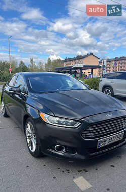 Седан Ford Fusion 2013 в 
