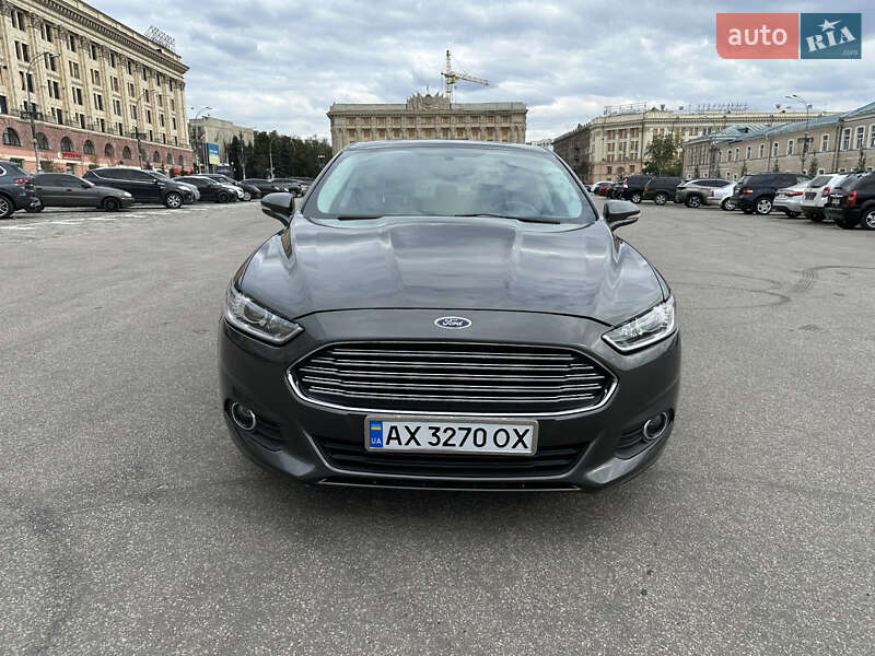 Седан Ford Fusion 2015 в Харкові
