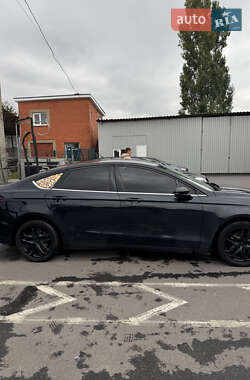 Седан Ford Fusion 2014 в 