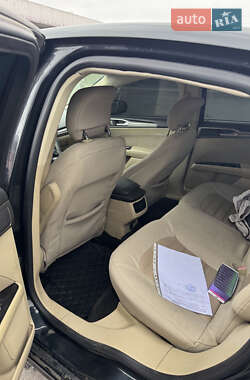 Седан Ford Fusion 2014 в 