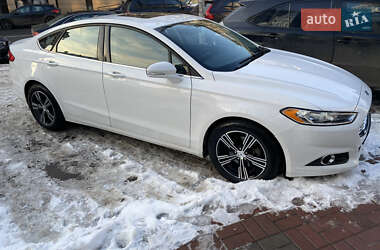 Седан Ford Fusion 2016 в Петропавловской Борщаговке