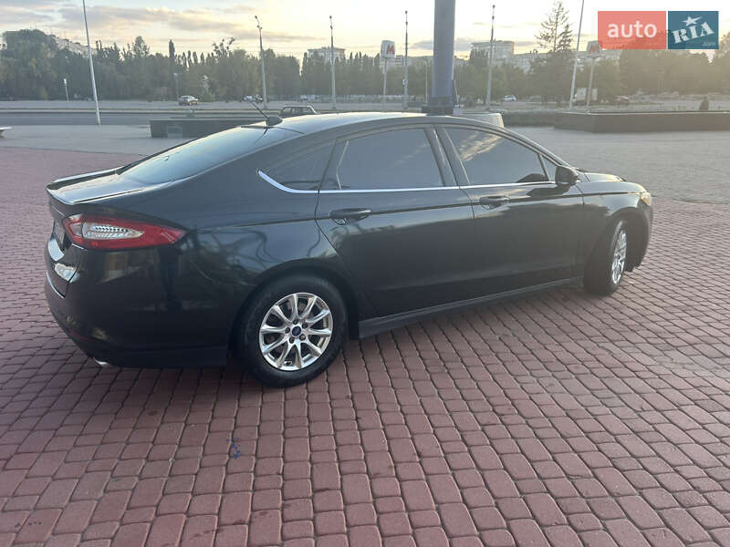 Седан Ford Fusion 2014 в Харкові