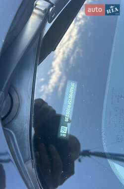 Седан Ford Fusion 2014 в 