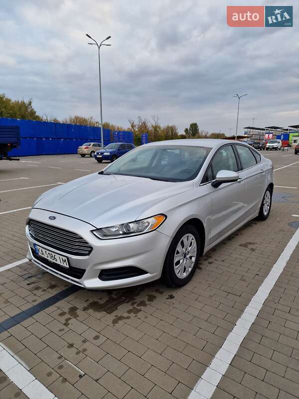 Седан Ford Fusion 2014 в Борисполі