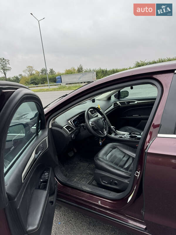 Седан Ford Fusion 2012 в Рівному