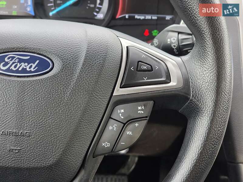 Седан Ford Fusion 2018 в Кривом Роге фото 45 Седан Ford Fusion 2018 в Кривом Роге