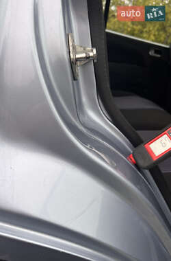 Хэтчбек Ford Fusion 2006 в 