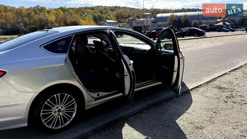 Седан Ford Fusion 2014 в Днепре