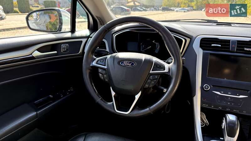 Седан Ford Fusion 2014 в Днепре