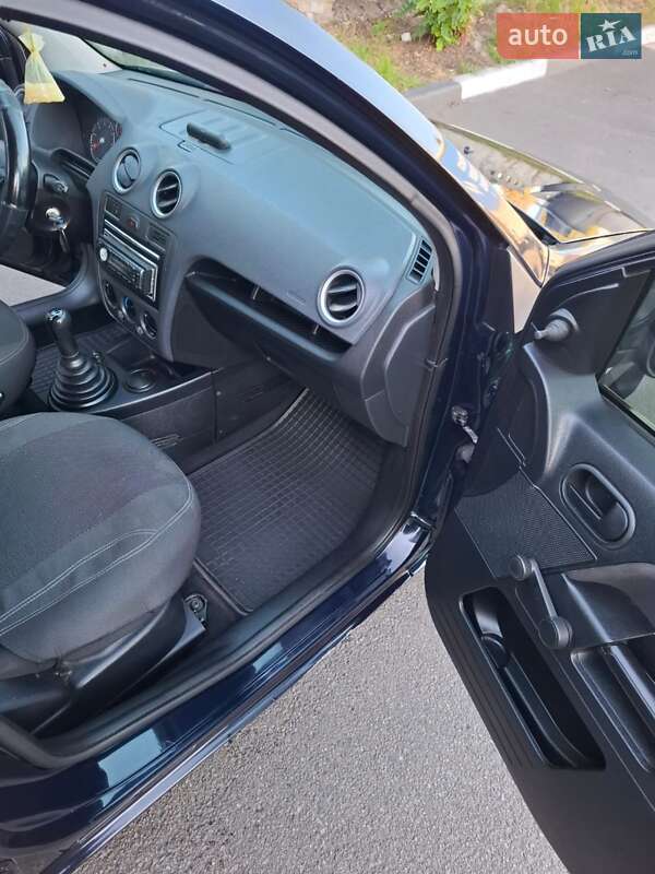 Хэтчбек Ford Fusion 2007 в Киеве