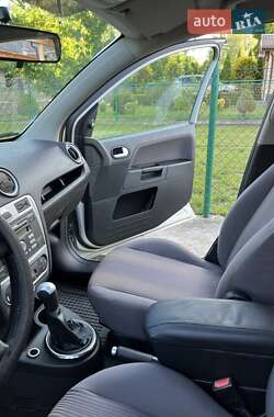 Хэтчбек Ford Fusion 2007 в 