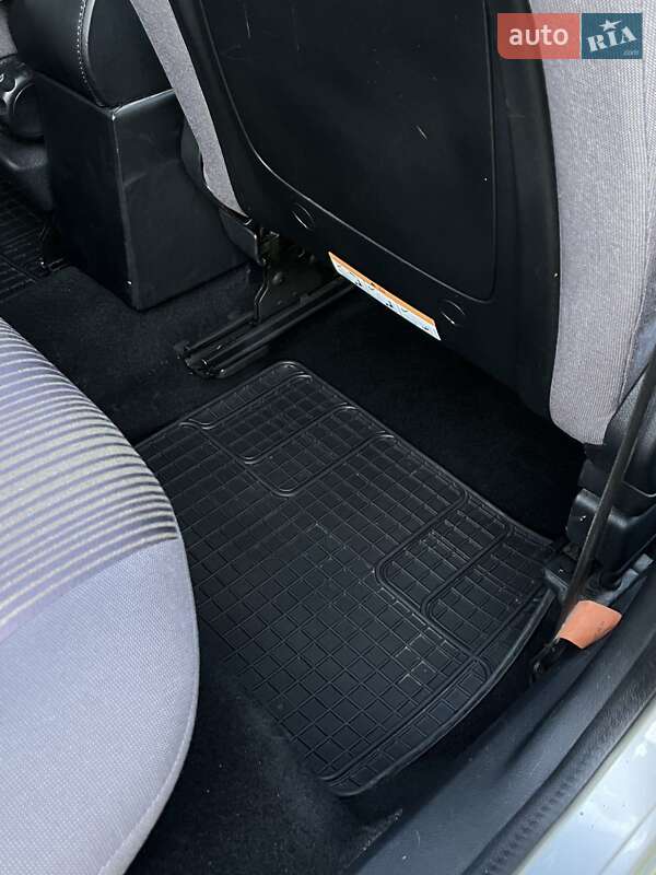 Хэтчбек Ford Fusion 2007 в Ивано-Франковске фото 15 Хэтчбек Ford Fusion 2007 в Ивано-Франковске