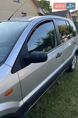 Хэтчбек Ford Fusion 2007 в 
