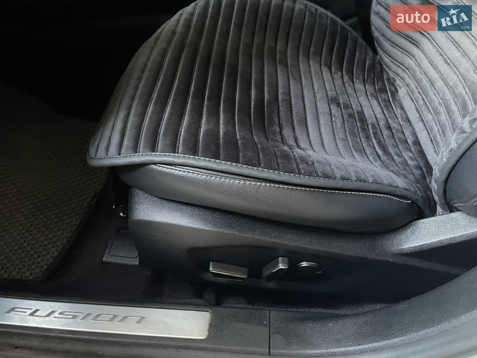 2019 Ford Fusion - мініатюра 14
