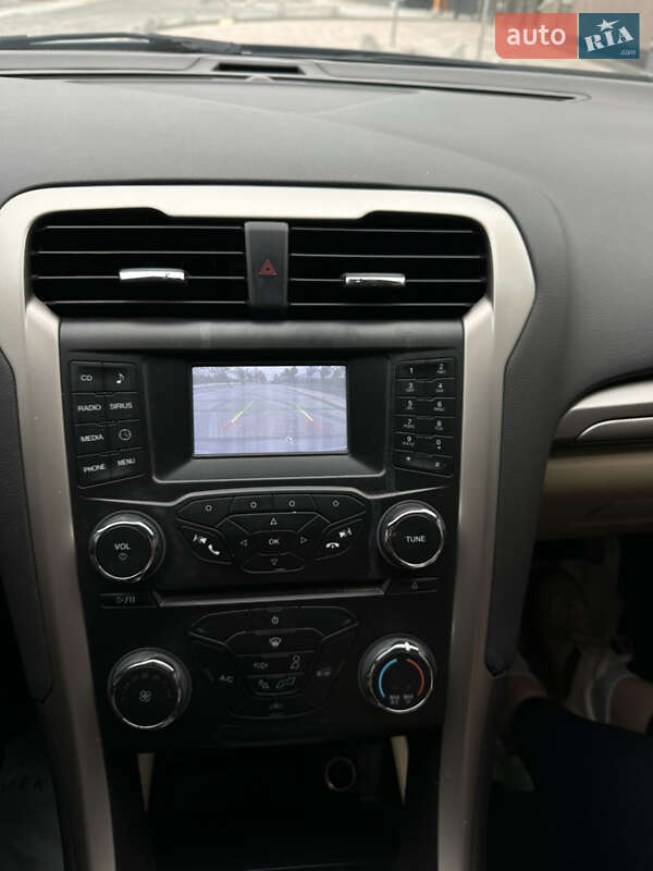 Седан Ford Fusion 2014 в Києві
