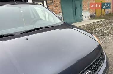Хэтчбек Ford Fusion 2011 в 