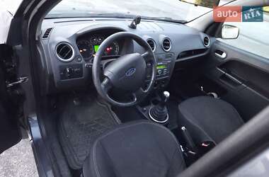 Хэтчбек Ford Fusion 2007 в 