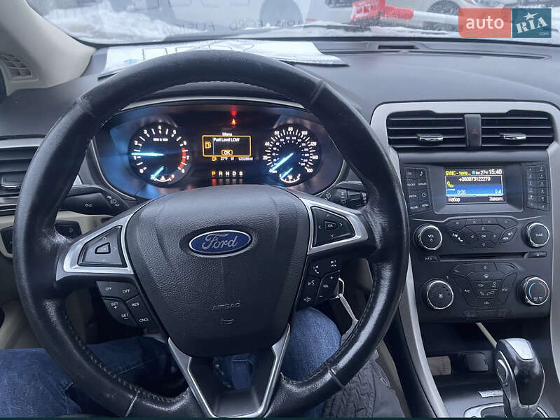 Седан Ford Fusion 2013 в Одесі