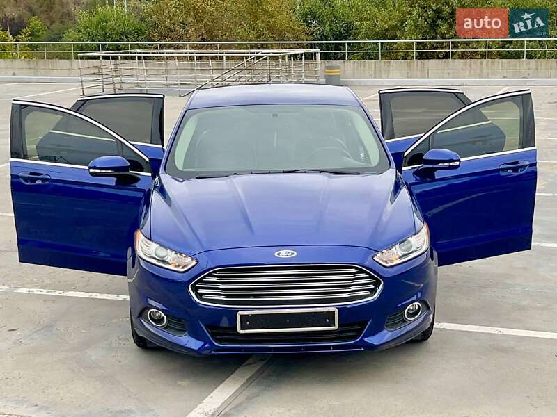 Седан Ford Fusion 2016 в Києві
