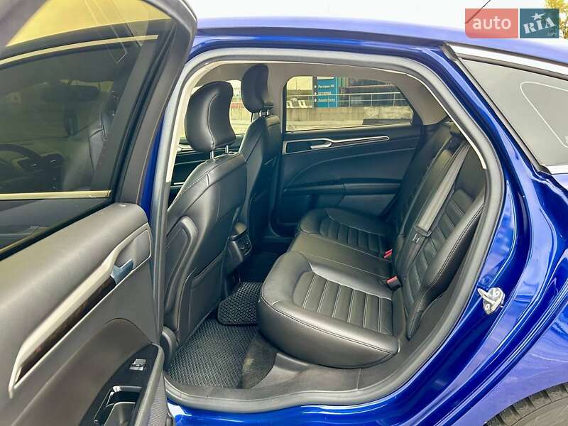 Седан Ford Fusion 2016 в Києві