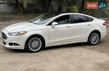 Седан Ford Fusion 2014 в 