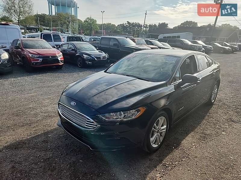 Седан Ford Fusion 2018 в Тернополі