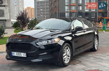 Седан Ford Fusion 2013 в 