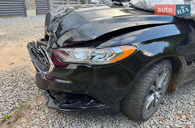 Седан Ford Fusion 2017 в 