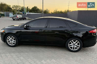 Седан Ford Fusion 2014 в 
