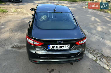 Седан Ford Fusion 2014 в 