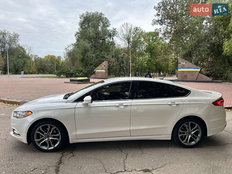 Седан Ford Fusion 2017 в Кропивницком
