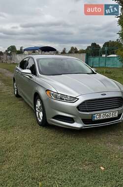 Седан Ford Fusion 2015 в 
