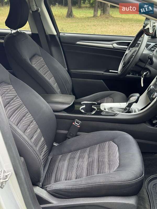 Седан Ford Fusion 2015 в Нежине