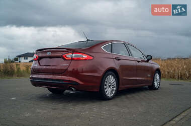 Седан Ford Fusion 2014 в 