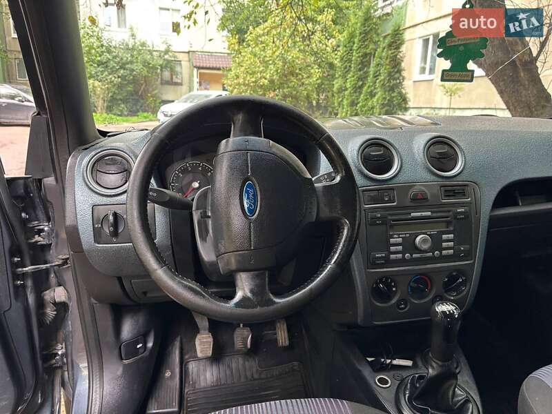 Хэтчбек Ford Fusion 2008 в Львове