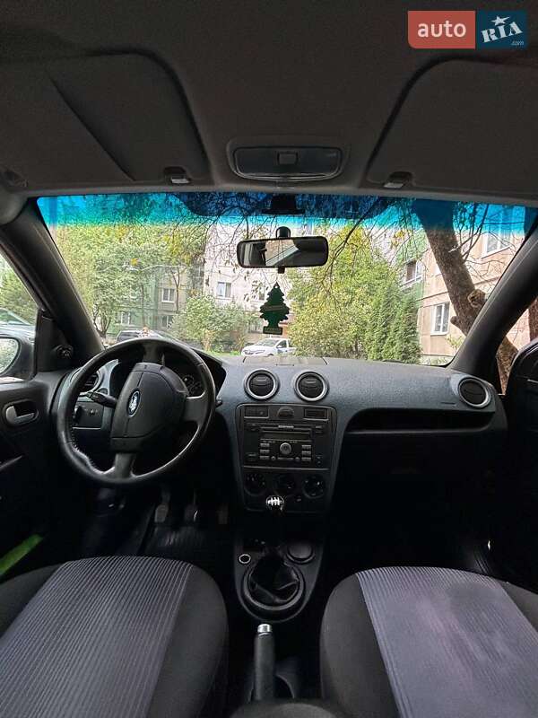 Хэтчбек Ford Fusion 2008 в Львове