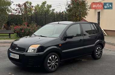 Хэтчбек Ford Fusion 2006 в 