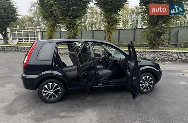 Хэтчбек Ford Fusion 2006 в 