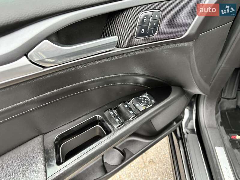 Седан Ford Fusion 2015 в Конотопі фото 12 Седан Ford Fusion 2015 в Конотопі