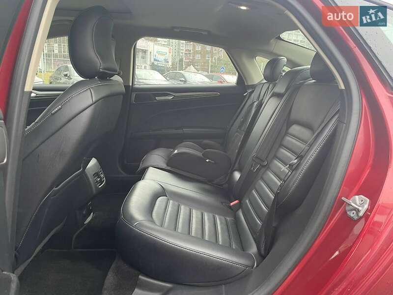 Седан Ford Fusion 2016 в Киеве фото 10 Седан Ford Fusion 2016 в Киеве