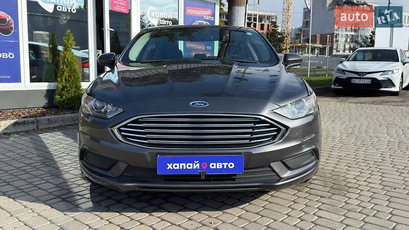 Седан Ford Fusion 2016 в Львові