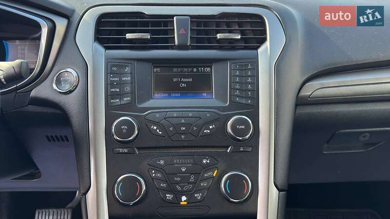 Седан Ford Fusion 2016 в Львові