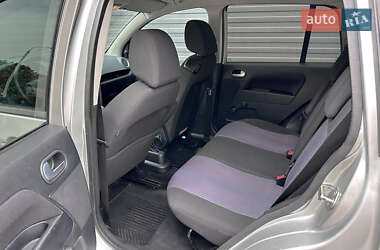 Хэтчбек Ford Fusion 2007 в 
