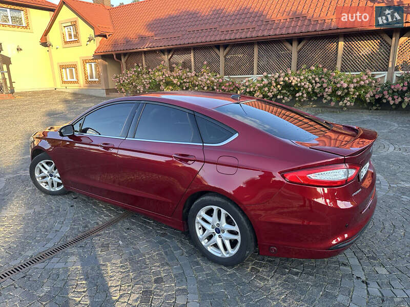 Седан Ford Fusion 2014 в Полтаве