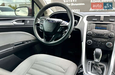 Седан Ford Fusion 2014 в  фото 10 Седан Ford Fusion 2014 в