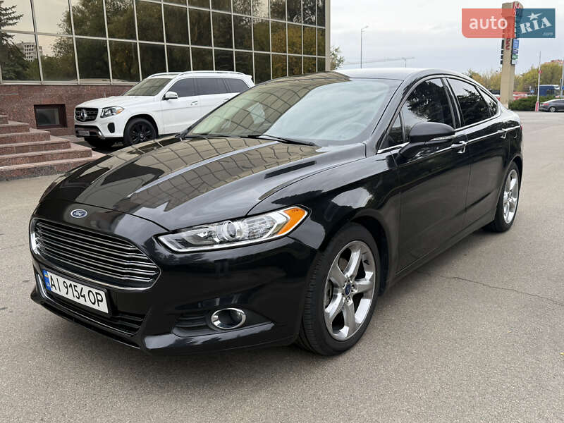 Седан Ford Fusion 2015 в Киеве